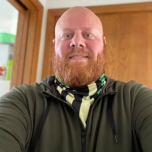 Meet your Posher, Adam